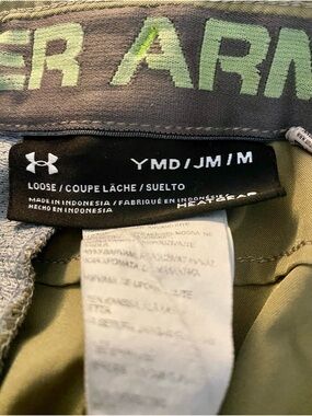 Under Armour Olive Green Loose Fit Athletic Shorts - Youth M